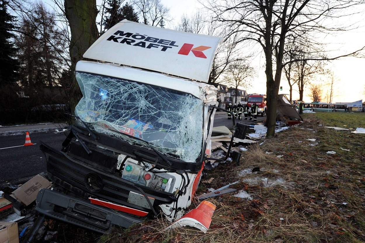 Tram-Unfall In Berlin & Brandenburg: Aktuelle Verkehrsbehinderungen Tram-Unfall In Berlin & Brandenburg: Aktuelle Verkehrsbehinderungen