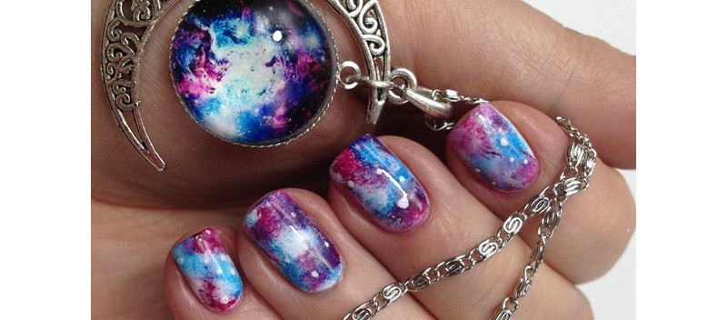 Trendige Lavender Milk Nails: Anleitung & Inspiration Trendige Lavender Milk Nails: Anleitung & Inspiration