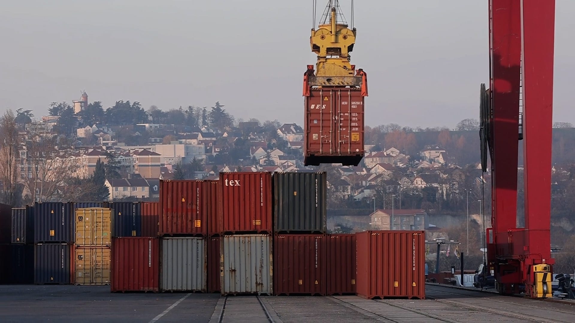 Trump Administration Weighs Cutting China Tariffs: Exclusive Trump Administration Weighs Cutting China Tariffs: Exclusive