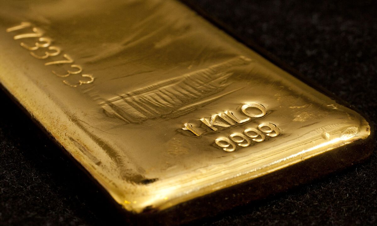 Trump's Trade Threats Send Gold Prices Climbing Trump's Trade Threats Send Gold Prices Climbing