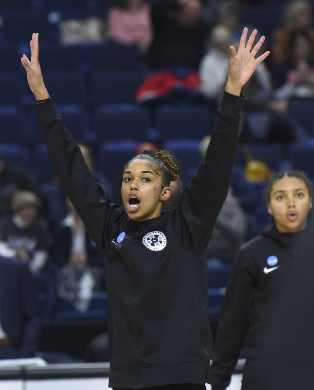 UConn's Huskies Of Honor: Paige Bueckers Honored, Dom Amore Reports UConn's Huskies Of Honor: Paige Bueckers Honored, Dom Amore Reports