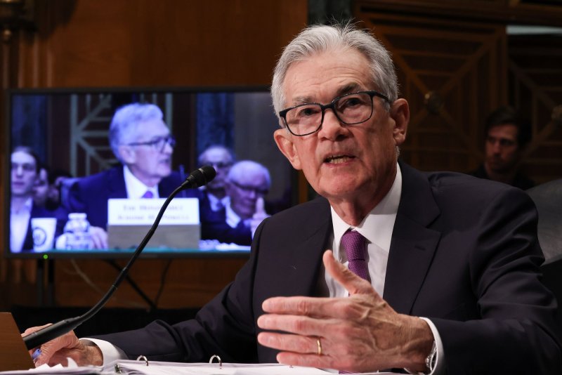 U.S. Federal Reserve Holds Steady: Rate Decision Amidst Economic Pressures U.S. Federal Reserve Holds Steady: Rate Decision Amidst Economic Pressures
