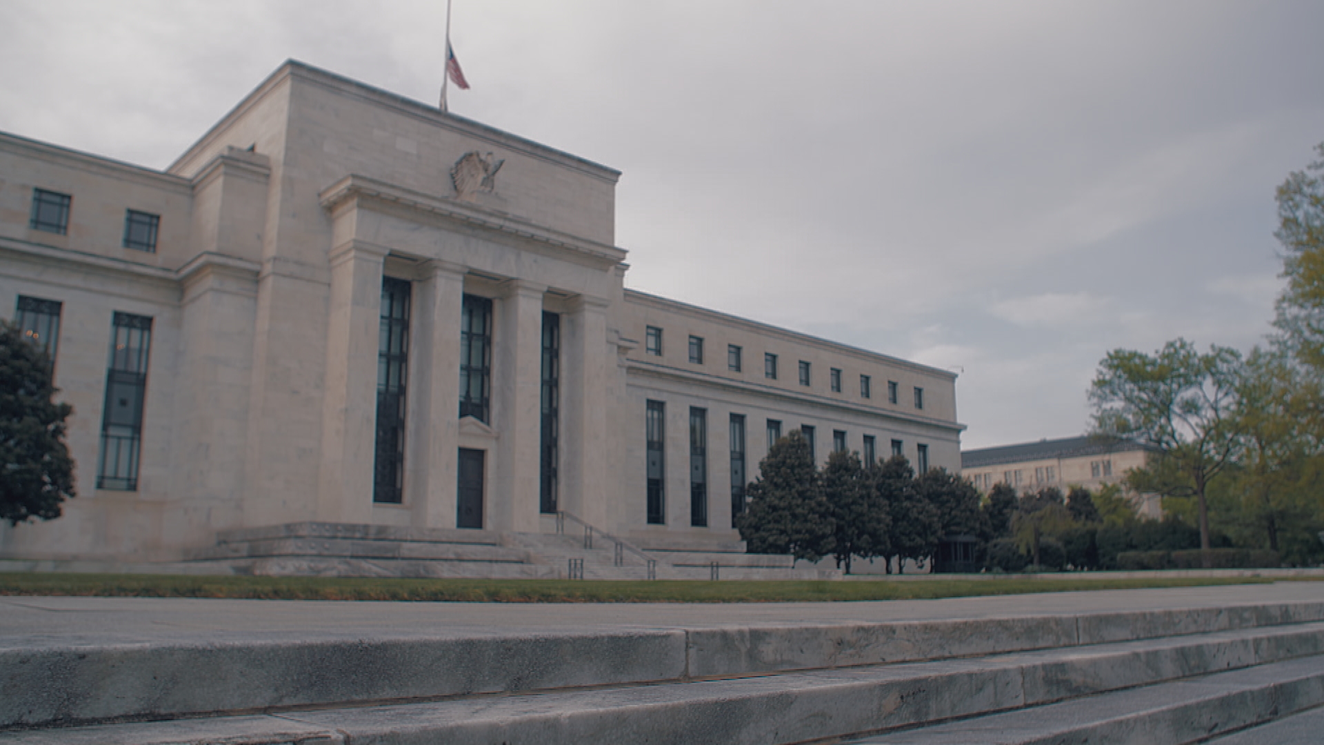 U.S. Federal Reserve Maintains Interest Rates: Inflation, Unemployment Weigh Heavily U.S. Federal Reserve Maintains Interest Rates: Inflation, Unemployment Weigh Heavily