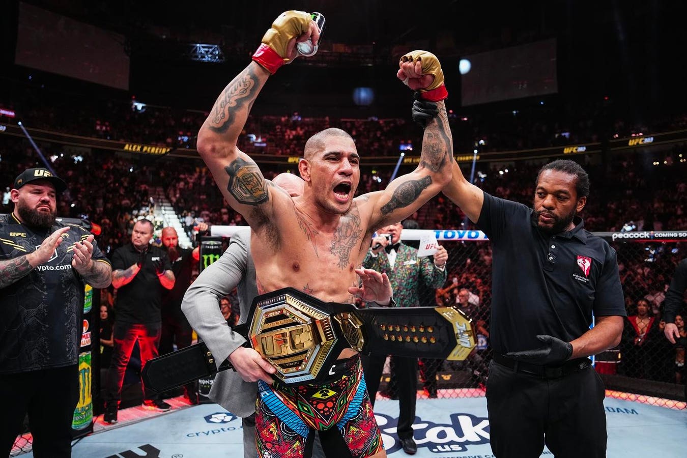 UFC 313: Alex Pereira's Path To A Heavyweight Title Contender Match Against Jon Jones UFC 313: Alex Pereira's Path To A Heavyweight Title Contender Match Against Jon Jones