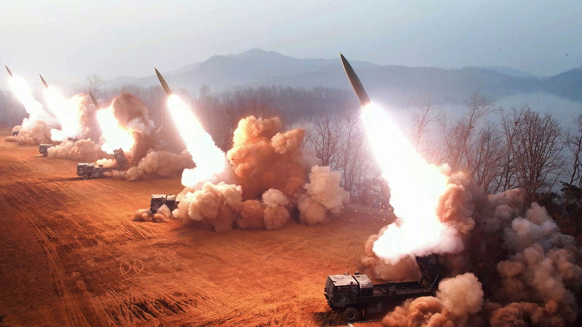 Ukraine Under Fire: Russian Missiles And Trump's Push For Negotiations Ukraine Under Fire: Russian Missiles And Trump's Push For Negotiations