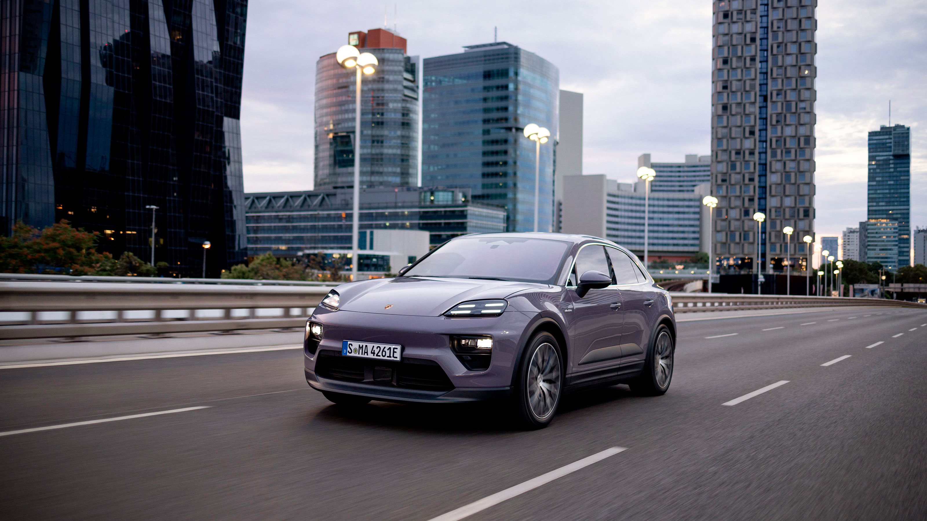 Umfjöllun Um Nýja Porsche Macan Rafmagnsbílinn Umfjöllun Um Nýja Porsche Macan Rafmagnsbílinn