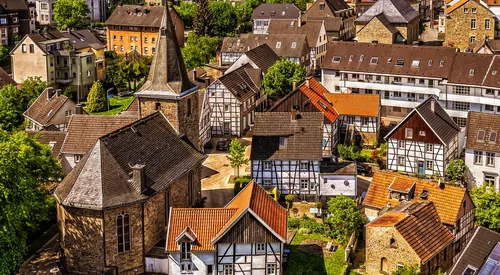 Umzug Nach Deutschland? Diese Stadt Bietet Kostenlose Unterkünfte!