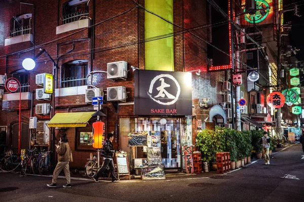 Understanding The Nightlife Of Japan's Metropolis Understanding The Nightlife Of Japan's Metropolis