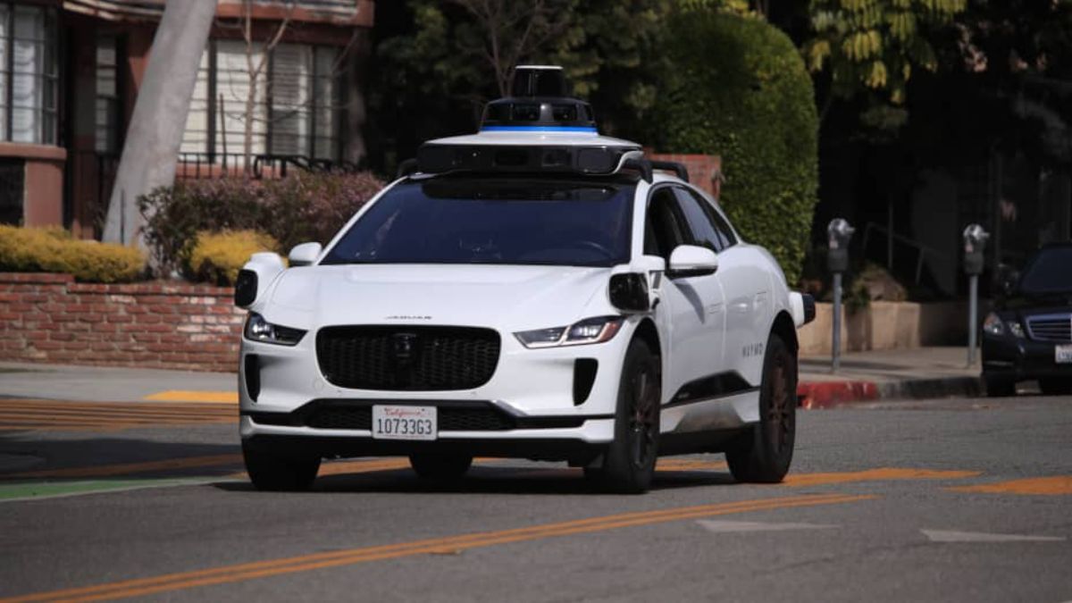 Understanding Uber's New Cash-Only Auto Service Option Understanding Uber's New Cash-Only Auto Service Option