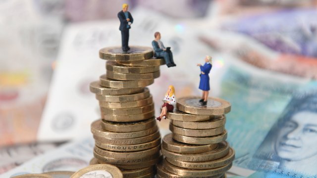 Universal Credit Overpayment: Reclaiming Money From The DWP. Universal Credit Overpayment: Reclaiming Money From The DWP.