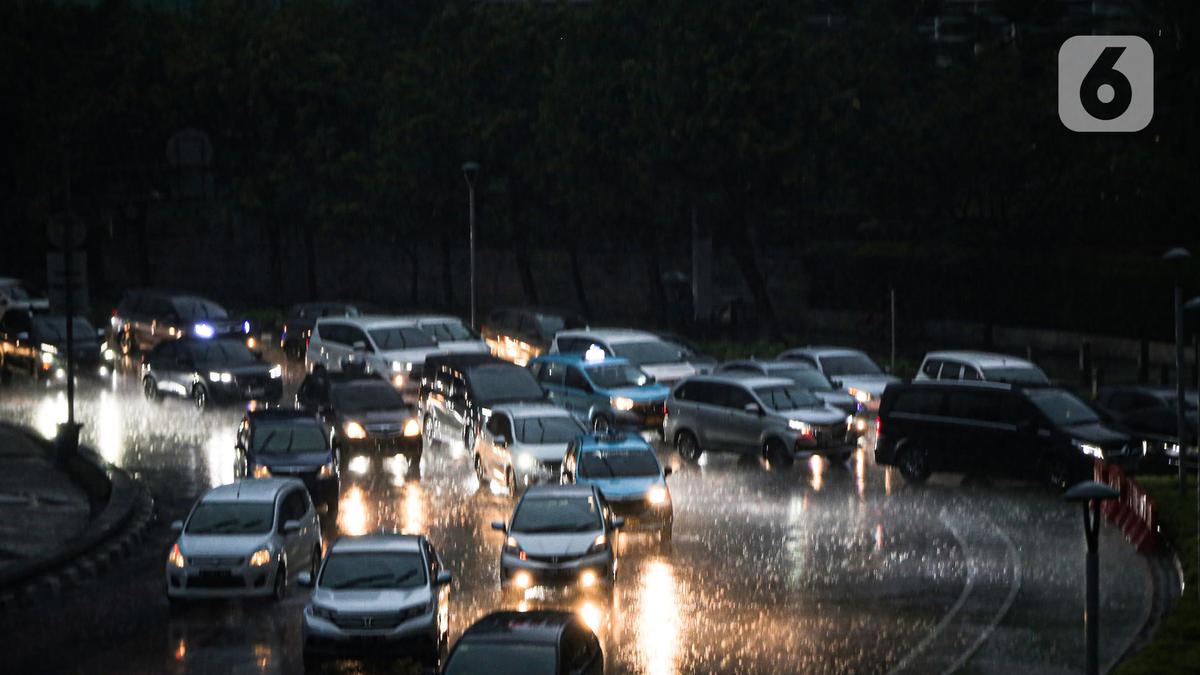 Update Cuaca Semarang: Hujan Diperkirakan Pukul 1 Siang, 26 Maret 2024