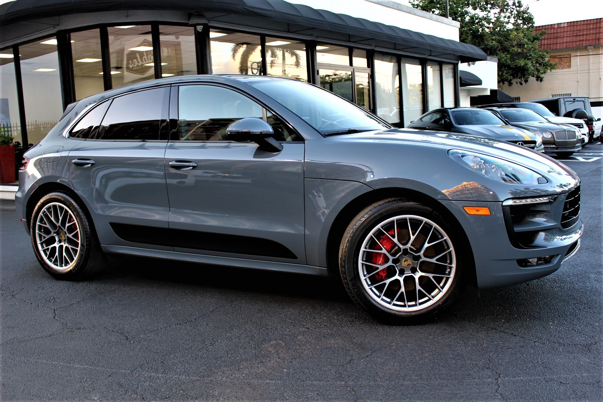 Used Porsche Macan Buyer's Guide: Finding The Perfect Pre-Owned SUV Used Porsche Macan Buyer's Guide: Finding The Perfect Pre-Owned SUV