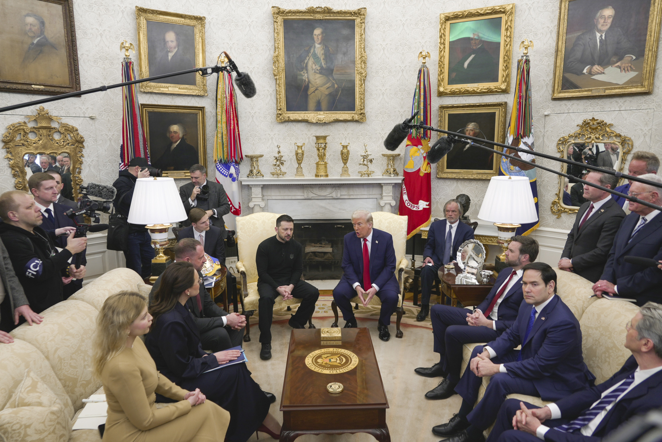Vance And Zelenskiy's Vatican Meeting: A Handshake After The Oval Office Dispute Vance And Zelenskiy's Vatican Meeting: A Handshake After The Oval Office Dispute