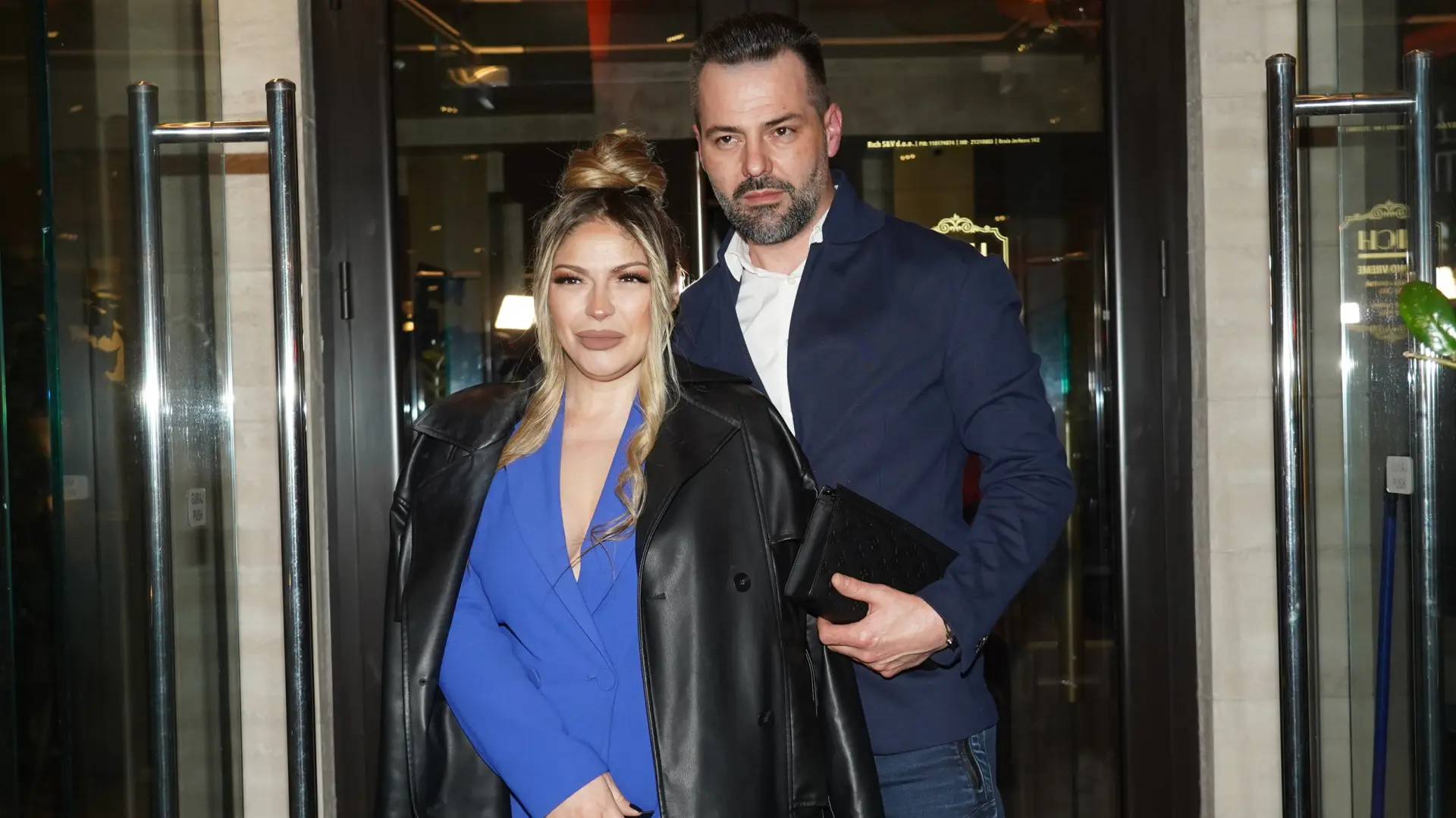 Vanja Mijatović Demantira Glasine O Razvodu: Prava Priča Vanja Mijatović Demantira Glasine O Razvodu: Prava Priča