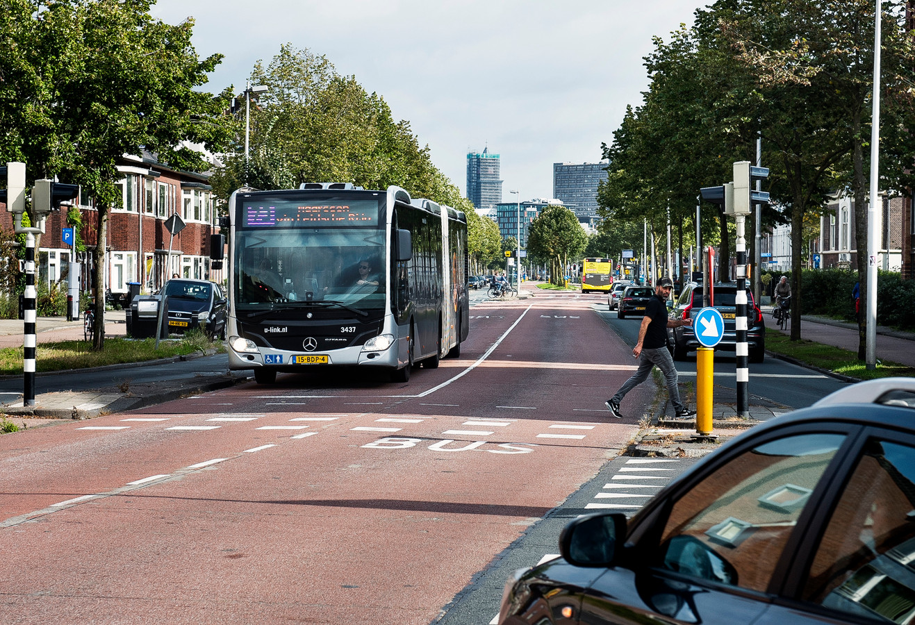 Verdeeldstation Oostwold: Bewoners Teleurgesteld Over Onafwendbare Komst Verdeeldstation Oostwold: Bewoners Teleurgesteld Over Onafwendbare Komst