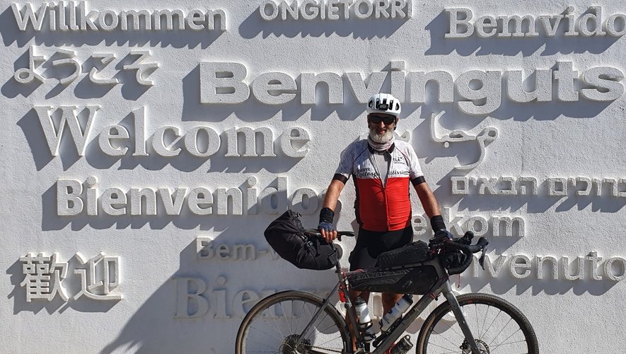 Voyage À Vélo De 8 000 Km : Le Défi Réussi De Trois Jeunes Du Bocage Ornais Voyage À Vélo De 8 000 Km : Le Défi Réussi De Trois Jeunes Du Bocage Ornais