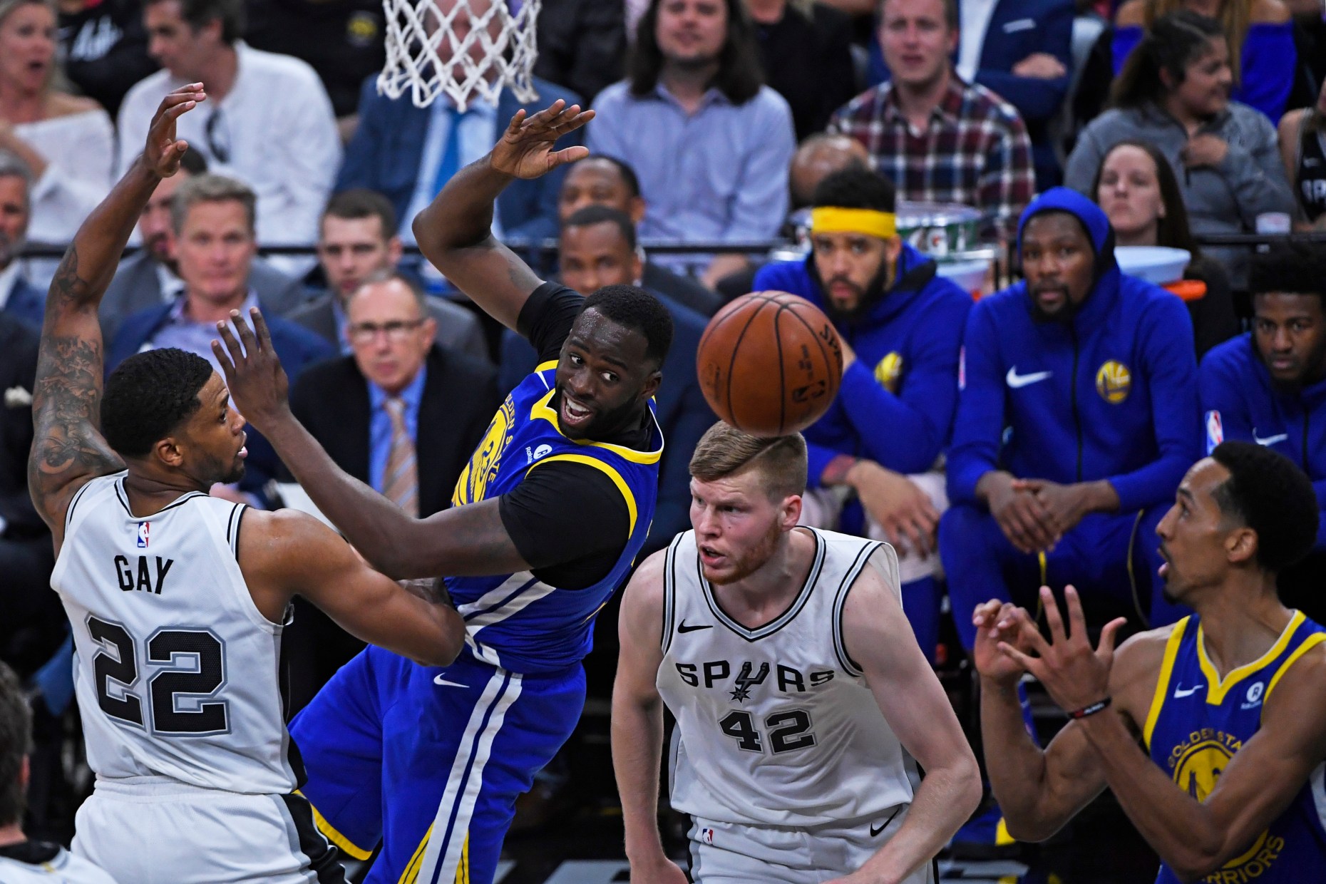 Warriors' Hard-Fought Win Extends Series Lead To 3-1 Warriors' Hard-Fought Win Extends Series Lead To 3-1