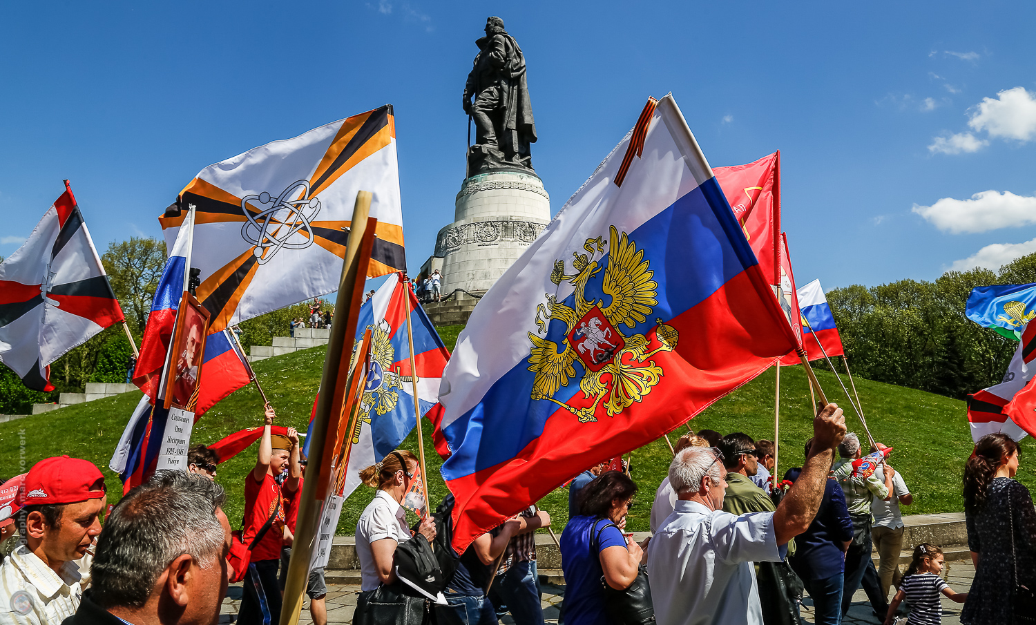 Was Geschah Am 9. Mai? Historische Ereignisse Und Wichtige Daten Was Geschah Am 9. Mai? Historische Ereignisse Und Wichtige Daten