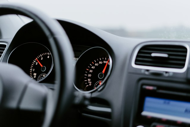 Wat Is Een Zware Auto?  Een Vergelijking Van Media- En GeenStijl-Definities