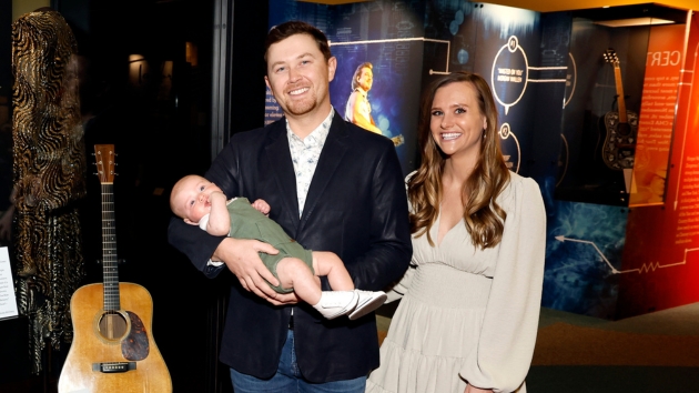 Watch The Video: Scotty McCreery's Son's Sweet George Strait Tribute Watch The Video: Scotty McCreery's Son's Sweet George Strait Tribute