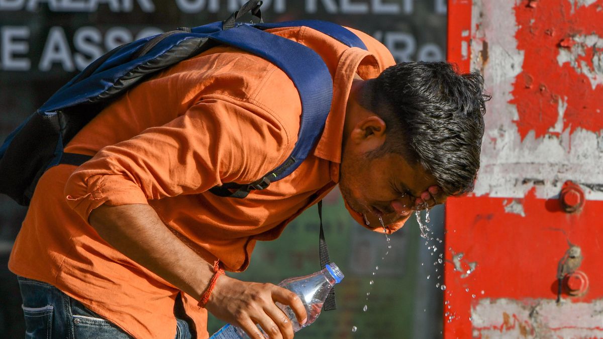 West Bengal Issues Heatwave Warning For Four Districts West Bengal Issues Heatwave Warning For Four Districts