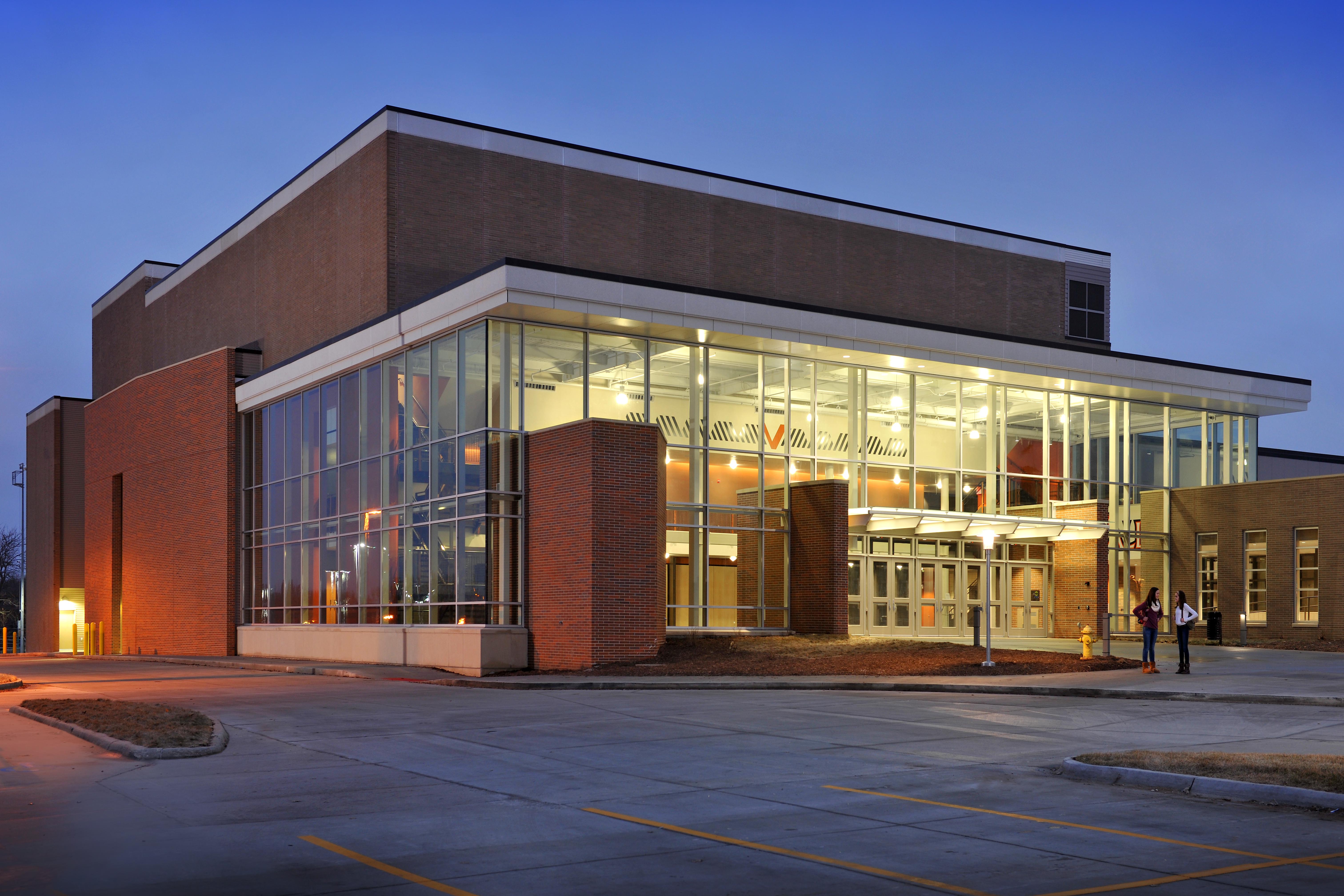 West Des Moines School Board Names Principal For Valley High School