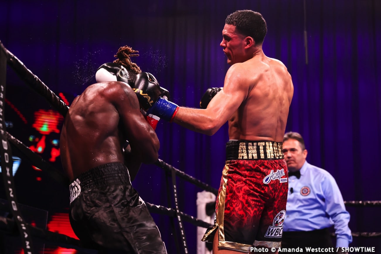What Irritated Canelo Alvarez About David Benavidez? A Boxer's Perspective What Irritated Canelo Alvarez About David Benavidez? A Boxer's Perspective