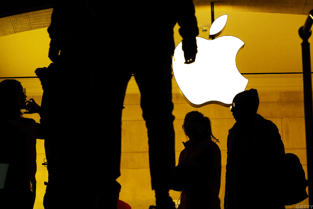 Why Apple Might Be Helping Google Survive Why Apple Might Be Helping Google Survive