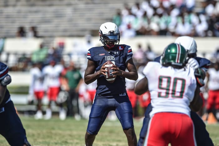 Why Deion Sanders Is Proud Of Shedeur's Football Skills, Despite Lack Of His Speed Why Deion Sanders Is Proud Of Shedeur's Football Skills, Despite Lack Of His Speed