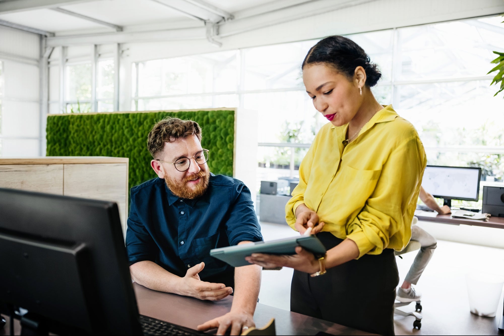 Why Middle Managers Are Essential: Benefits For Companies And Employees Why Middle Managers Are Essential: Benefits For Companies And Employees