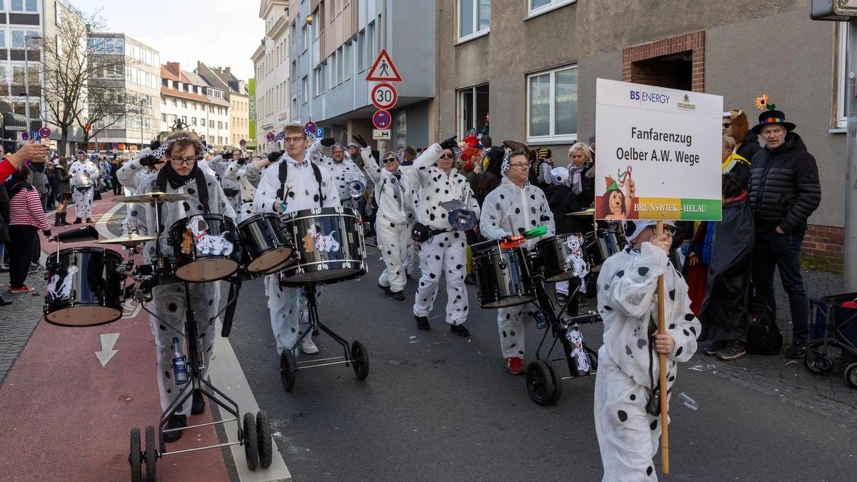 Wo Sehe Ich Den Schoduvel 2025? TV- & Livestream-Übertragung In Braunschweig Wo Sehe Ich Den Schoduvel 2025? TV- & Livestream-Übertragung In Braunschweig