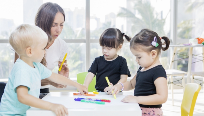 Working Parents And Daycare: Weighing The Pros And Cons Working Parents And Daycare: Weighing The Pros And Cons