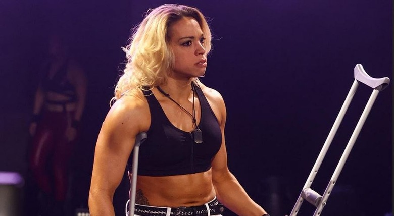 WWE Raw: Zoey Stark Suffers Injury WWE Raw: Zoey Stark Suffers Injury