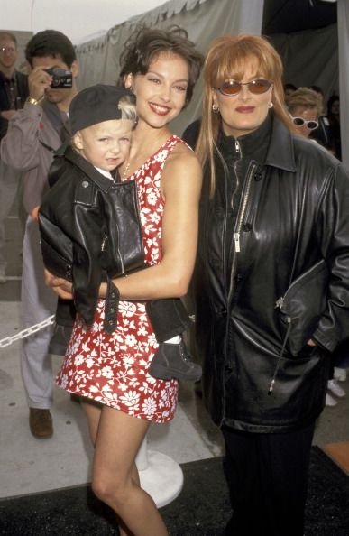 Wynonna Judd And Ashley Judd: A Family Docuseries Unveils Untold Stories Wynonna Judd And Ashley Judd: A Family Docuseries Unveils Untold Stories