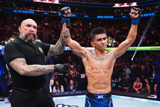 Your Guide To UFC Des Moines: Fight Predictions And Picks Your Guide To UFC Des Moines: Fight Predictions And Picks