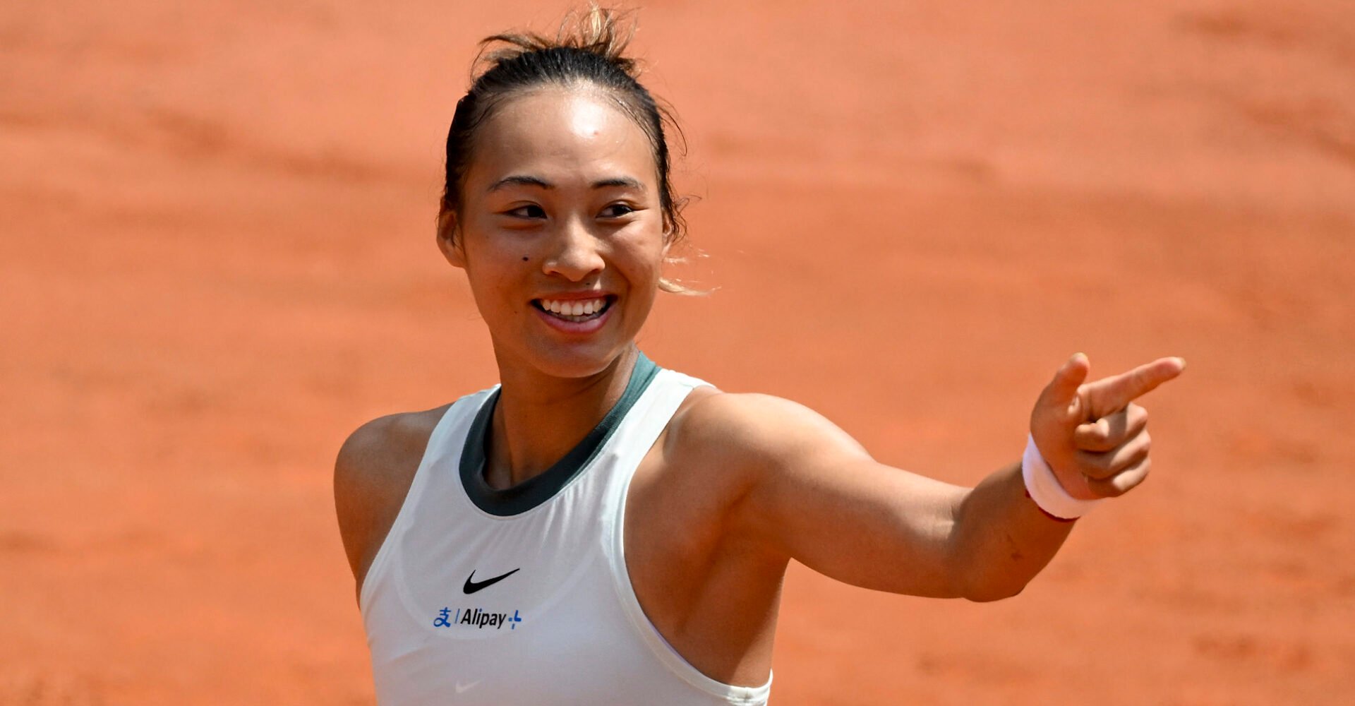 Zheng Moves Past Frech In Rome, Reaches Last 16 Zheng Moves Past Frech In Rome, Reaches Last 16
