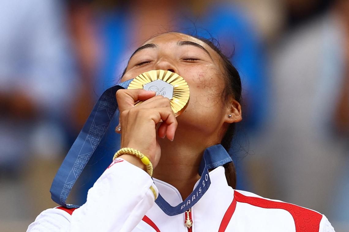 Zheng Qinwen's Historic Win: Upsets Sabalenka At Italian Open Zheng Qinwen's Historic Win: Upsets Sabalenka At Italian Open